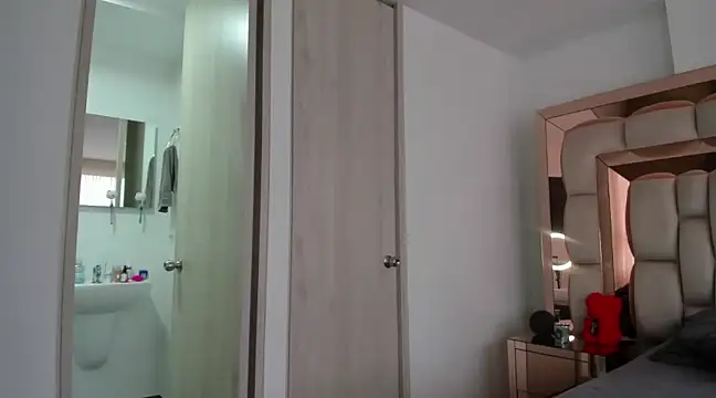 candy-sam28 online show from December 2024 04:38:02 PM