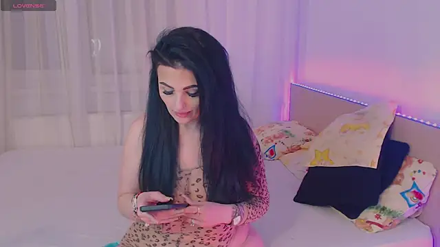 Snapshot of jesselines_ chatting on May 2026 06:02:02 PM jesselines online show from May 2026 06:02:02 PM
