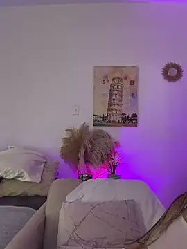 Ashleyjenner  online show from April 2026 01:49:01 AM