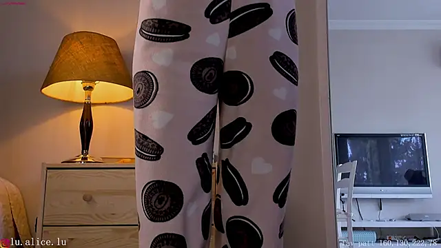 Snapshot of alicelu_ chatting on March 2025 06:37:01 AM alicelu online show from March 2025 06:37:01 AM