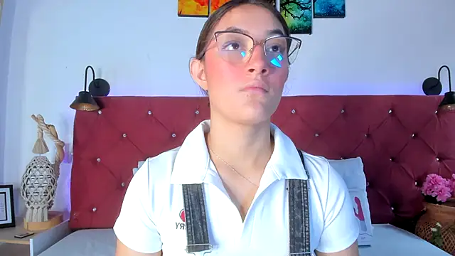 Ruth harvey  online show from November 2025 01:57:01 PM