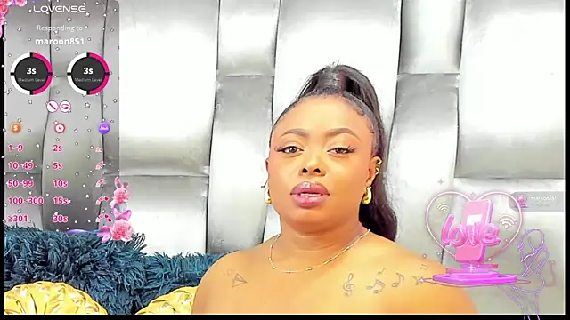 Snapshot of CamilaBenitez chatting on February 2026 01:46:01 AM CamilaBenitez online show from February 2026 01:46:01 AM