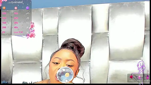 Snapshot of CamilaBenitez chatting on February 2026 11:54:01 AM CamilaBenitez online show from February 2026 11:54:01 AM