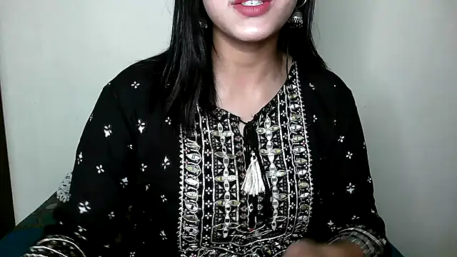 Snapshot of Princess_noorjahan chatting on December 2024 09:11:01 PM Princess noorjahan online show from December 2024 09:11:01 PM