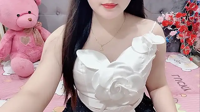 Funikio online show from November 2025 02:54:01 AM