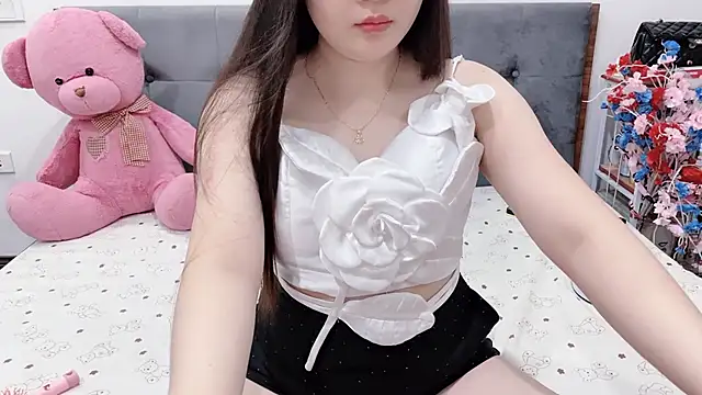 Snapshot of Funikio chatting on June 2026 01:20:02 AM Funikio online show from June 2026 01:20:02 AM