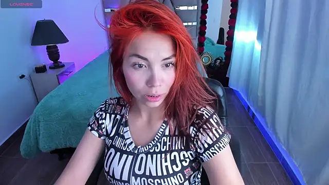 Aylinn diaz online show from November 2025 02:38:02 PM