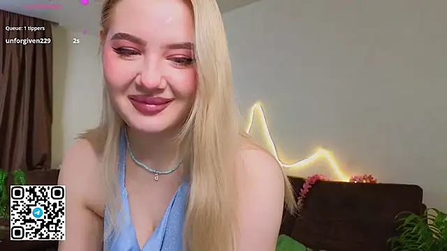 Snapshot of oliviabr0wn0 chatting on February 2026 02:11:01 AM oliviabr0wn0 online show from February 2026 02:11:01 AM