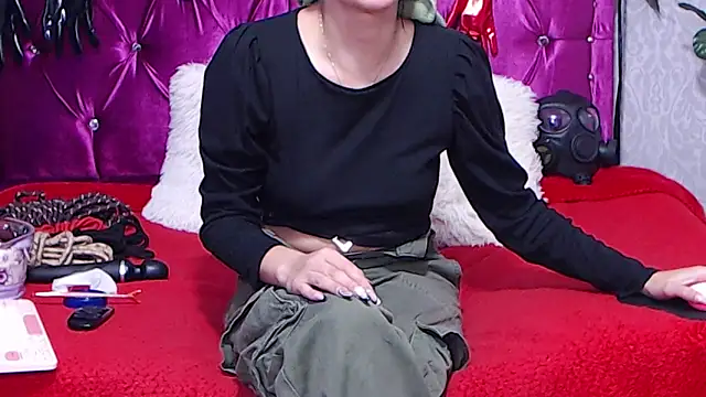 AyshaScott online show from January 2025 01:05:01 PM