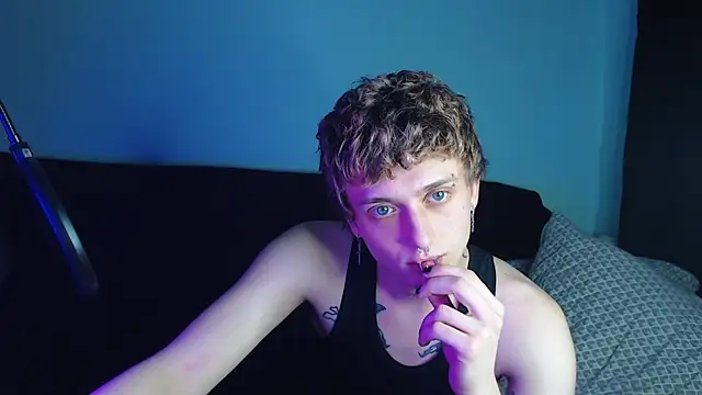 axxxturel online show from February 2025 09:41:02 PM