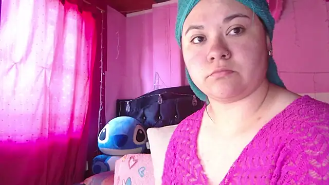 NikkiRous  online show from February 2026 02:00:02 PM