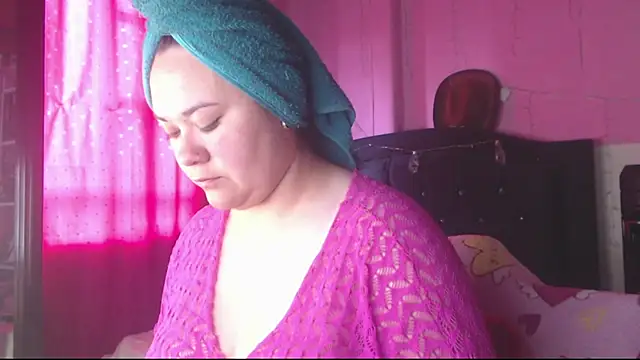 NikkiRous  online show from July 2026 01:15:01 PM