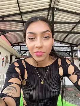 Snapshot of Ema_azel chatting on December 2024 05:03:01 PM Ema azel online show from December 2024 05:03:01 PM