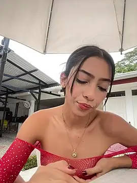 Snapshot of Ema_azel chatting on January 2025 04:39:01 PM Ema azel online show from January 2025 04:39:01 PM