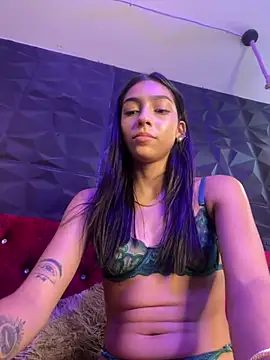 Snapshot of Ema_azel chatting on March 2025 04:35:02 PM Ema azel online show from March 2025 04:35:02 PM