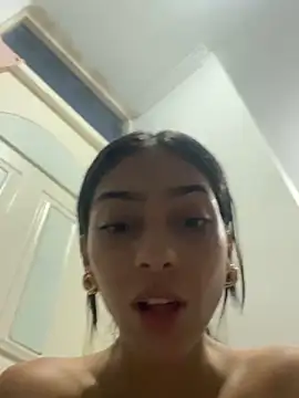 Snapshot of Ema_azel chatting on March 2025 06:35:02 AM Ema azel online show from March 2025 06:35:02 AM