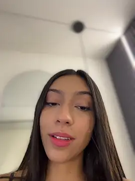 Ema azel online show from March 2026 01:38:01 PM