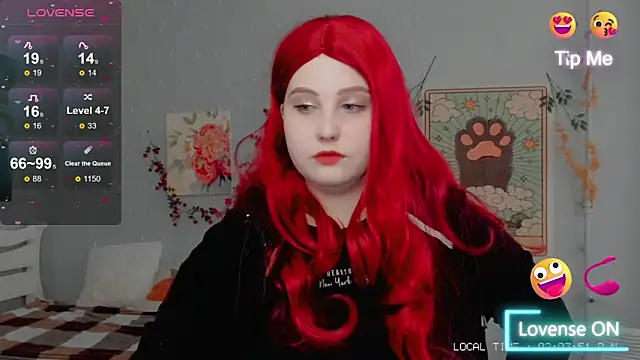 Crystal Chris online show from October 2025 11:00:01 AM