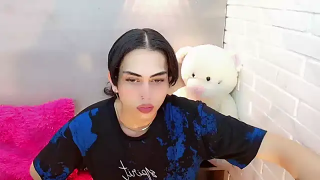 Snapshot of Daniela_Pink_ chatting on November 2025 07:35:02 PM Daniela Pink online show from November 2025 07:35:02 PM