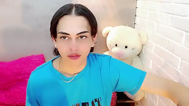 Snapshot of Daniela_Pink_ chatting on November 2025 07:36:02 PM Daniela Pink online show from November 2025 07:36:02 PM