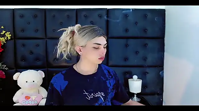 Snapshot of Daniela_Pink_ chatting on February 2026 07:54:02 PM Daniela Pink online show from February 2026 07:54:02 PM