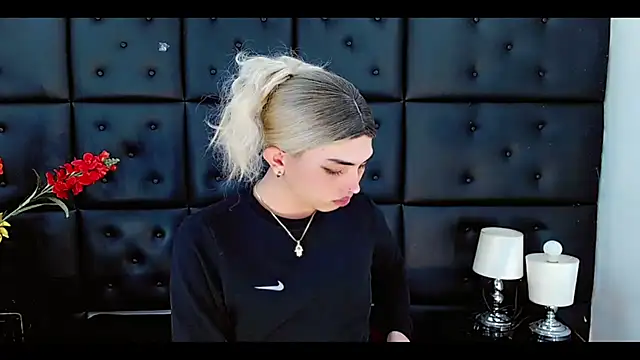 Snapshot of Daniela_Pink_ chatting on February 2026 07:09:01 PM Daniela Pink online show from February 2026 07:09:01 PM