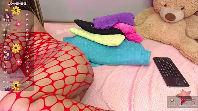 Snapshot of SheylaBrodhlei chatting on March 2025 06:43:02 PM SheylaBrodhlei online show from March 2025 06:43:02 PM