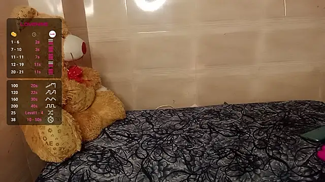 shuhana  online show from December 2024 01:04:02 AM