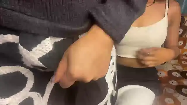 Snapshot of shuhana_ chatting on January 2026 05:11:02 AM shuhana online show from January 2026 05:11:02 AM