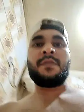 Snapshot of Magicman09@xh chatting on February 2026 04:27:02 PM Magicman09xh online show from February 2026 04:27:02 PM