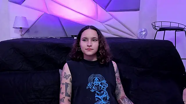 AnnyThompson  online show from December 2024 01:08:01 AM