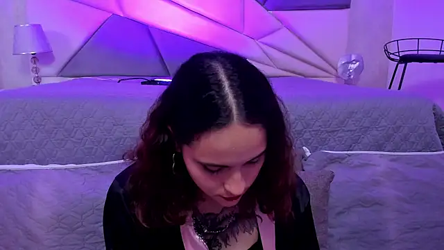 AnnyThompson  online show from January 2025 08:44:01 PM