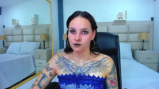 AnnyThompson  online show from September 2025 08:42:01 PM