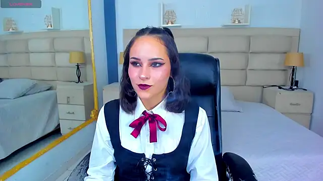 AnnyThompson  online show from October 2025 09:01:01 PM