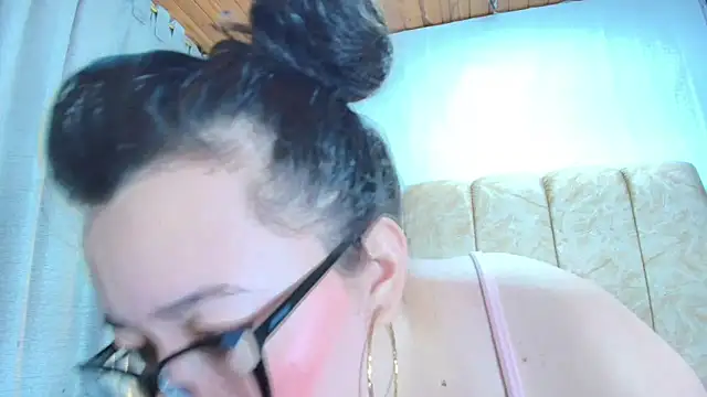 Zoe Curvy online show from November 2025 12:27:02 PM