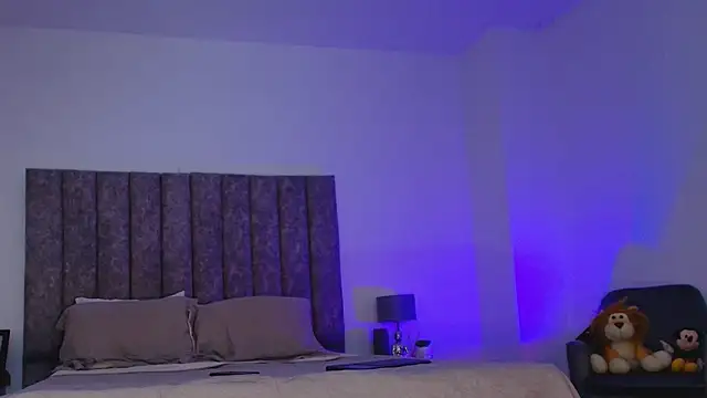 milaivanova online show from September 2025 11:22:02 AM