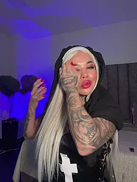 Snapshot of milaivanova chatting on March 2026 08:10:02 AM milaivanova online show from March 2026 08:10:02 AM