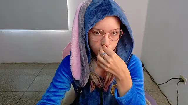 WandaDoll online show from March 2026 12:11:01 PM