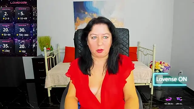 Julia Dean online show from March 2026 01:07:02 PM