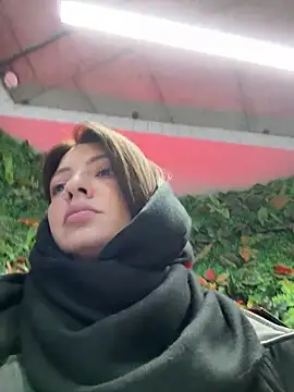 Snapshot of BabeRainbow chatting on February 2025 09:14:02 AM BabeRainbow online show from February 2025 09:14:02 AM