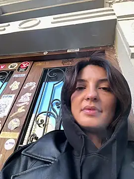 Snapshot of BabeRainbow chatting on February 2025 09:04:02 AM BabeRainbow online show from February 2025 09:04:02 AM