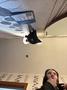 Snapshot of BabeRainbow chatting on October 2025 09:10:02 AM BabeRainbow online show from October 2025 09:10:02 AM