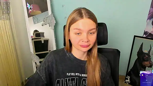 Molly sweetie online show from December 2024 10:01:01 AM