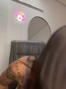 Nikatsu online show from February 2025 12:14:01 AM