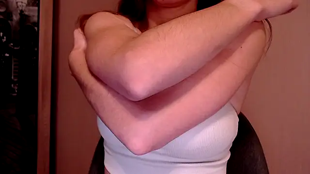 tiny lily online show from December 2024 05:40:02 PM