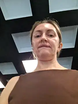 Snapshot of Miss____Mia_ chatting on February 2026 09:18:02 AM Miss Mia online show from February 2026 09:18:02 AM