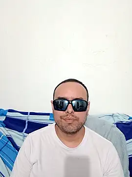 Snapshot of ElSunEagle chatting on June 2026 02:34:02 AM ElSunEagle online show from June 2026 02:34:02 AM