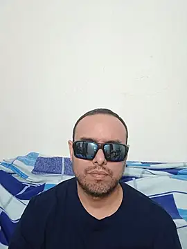 ElSunEagle online show from June 2026 02:47:02 AM