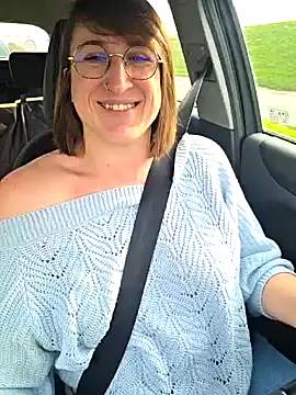 Snapshot of minierose chatting on February 2026 11:50:01 AM minierose online show from February 2026 11:50:01 AM