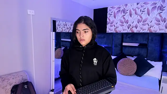 GiselOrtiz online show from July 2026 10:44:01 AM